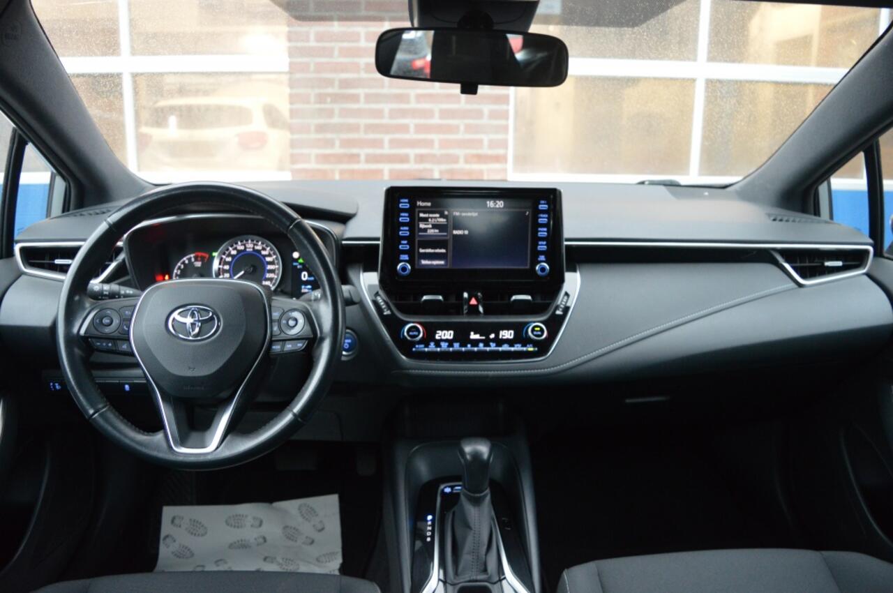 Toyota COROLLA Touring Sports 1.8 | HYBRID - CAMERA - LED