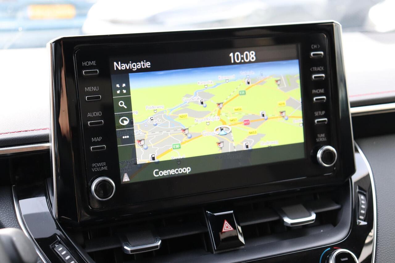 Toyota COROLLA 1.8 Hybrid Executive, Panoramadak Navi, Stoelverwarming, Parkeersensoren, Apple Carplay, Black Pack.