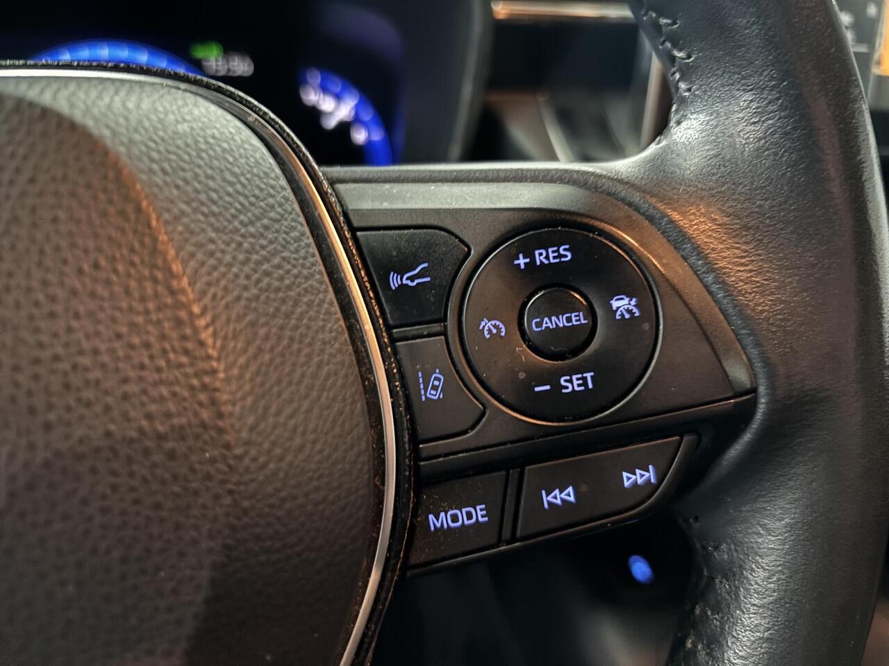 Toyota COROLLA Touring Sports 1.8 Hybrid Business Plus