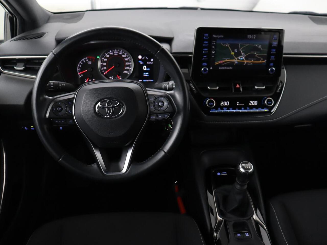 Toyota COROLLA 1.2 Turbo Active | Camera | Adaptive cruise | Carplay | Navigatie | Full LED | Climate control | Bluetooth | 16'' | DAB ontvanger