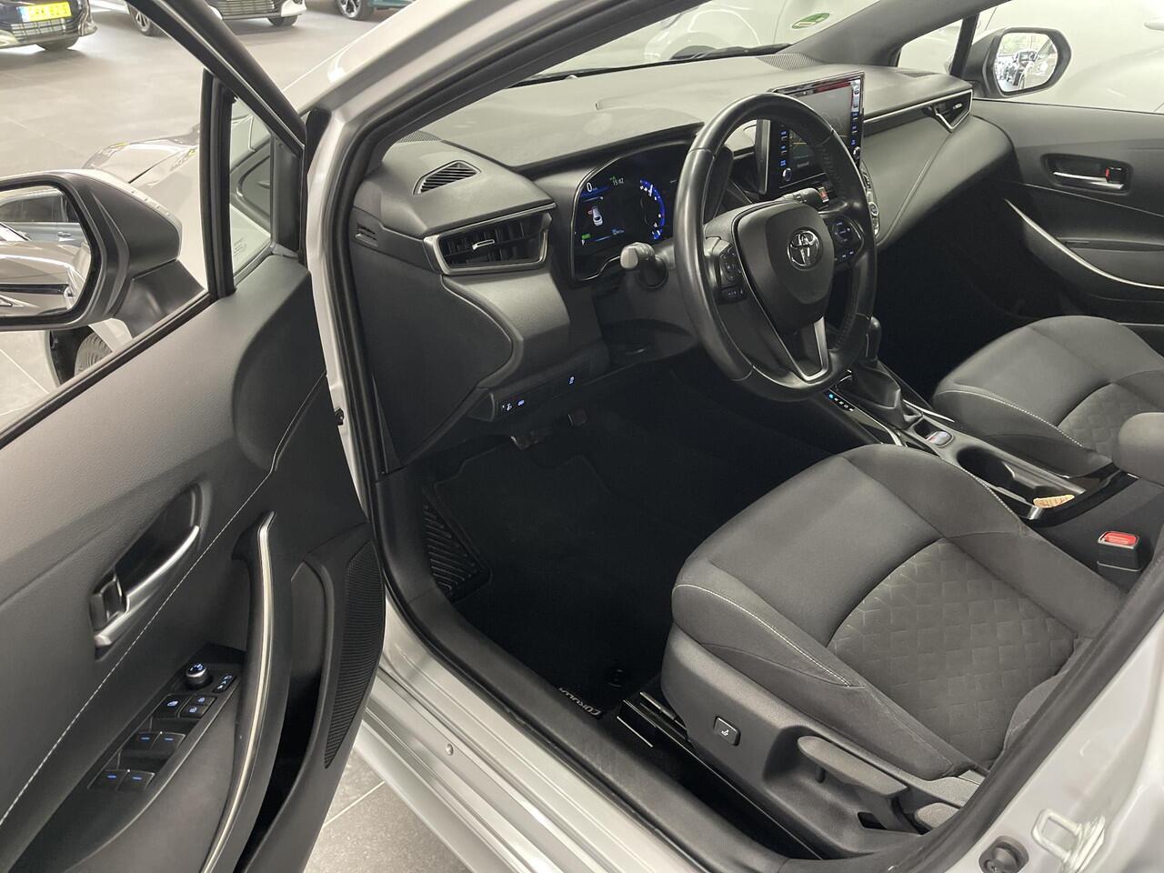 Toyota COROLLA Touring Sports 1.8 Hybrid Dynamic