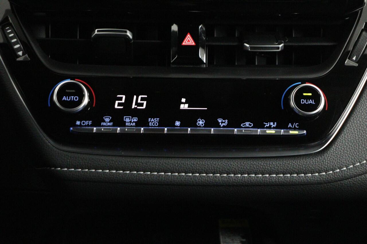 Toyota COROLLA Touring Sports 1.8 Hybrid Dynamic Business | Stuur / stoel en voorruit verwarming | Parkeer sensoren |
