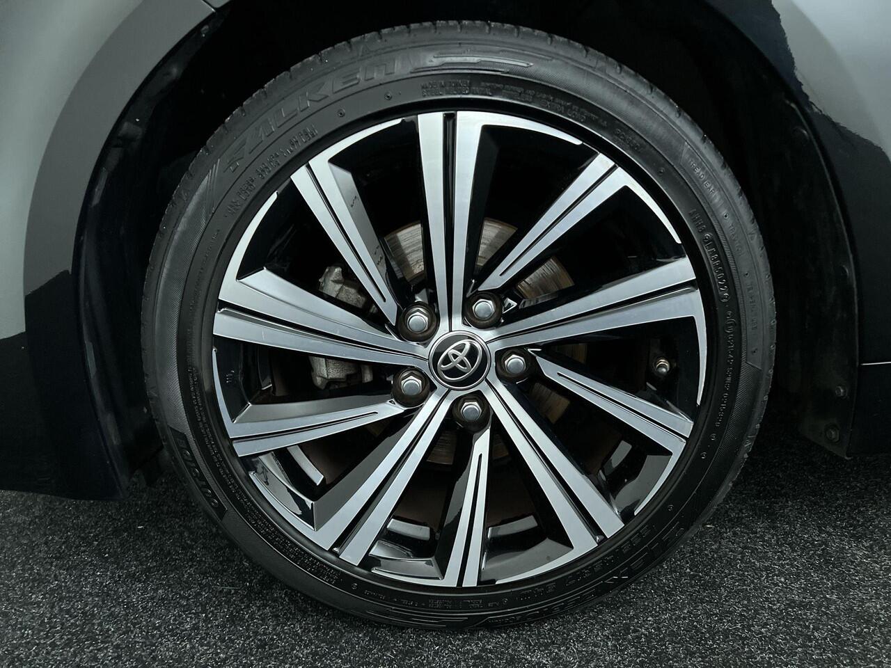 Toyota COROLLA Touring Sports 1.8 Hybrid Dynamic Rijklaar