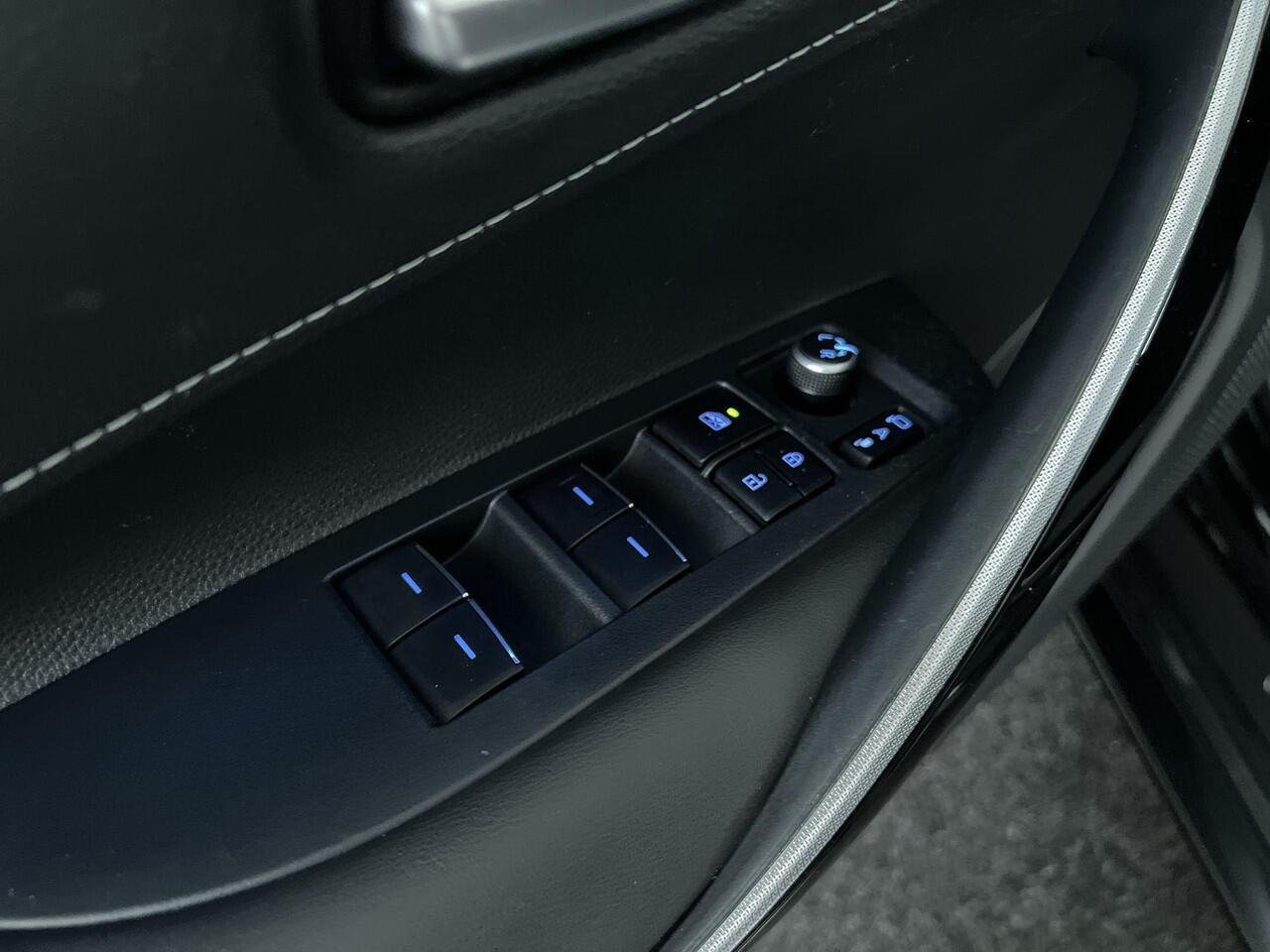 Toyota COROLLA Touring Sports 1.8 Hybrid Dynamic Rijklaar