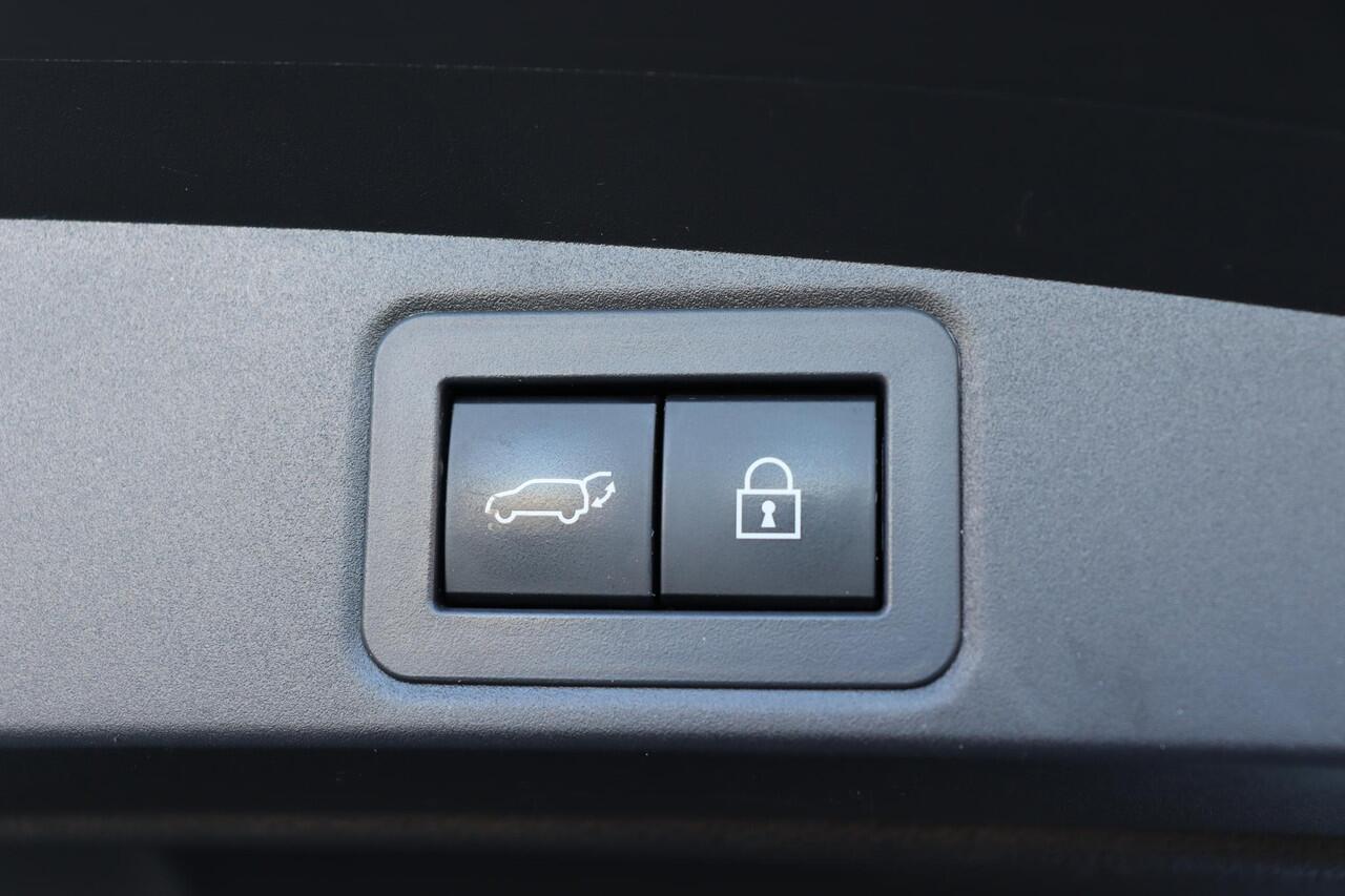 Toyota COROLLA Touring Sports 1.8 Hybrid Bi-Tone Limited, Navi, Stoelvewarming