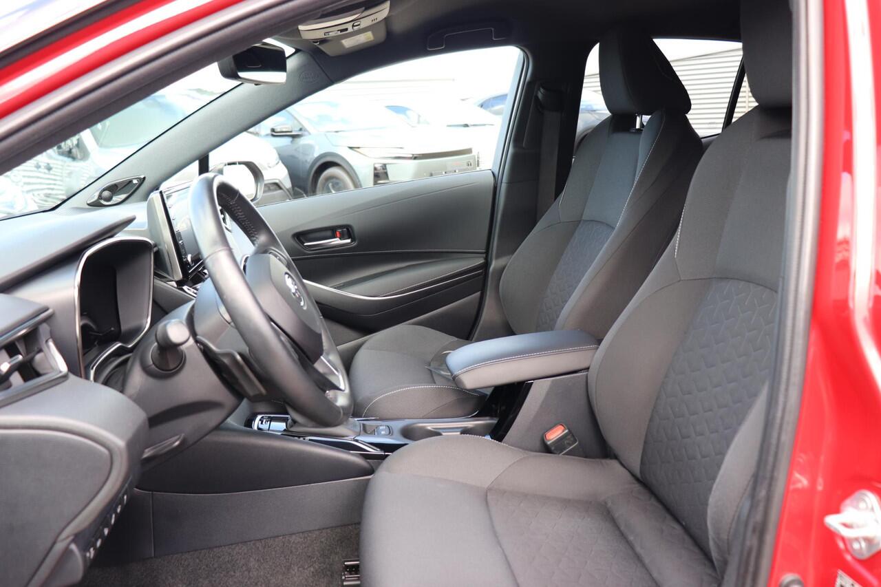 Toyota COROLLA 2.0 Hybrid Business GR-Sport JBL, BSM, Apple Carplay/Android Auto, Stoel & Stuur verwarming!