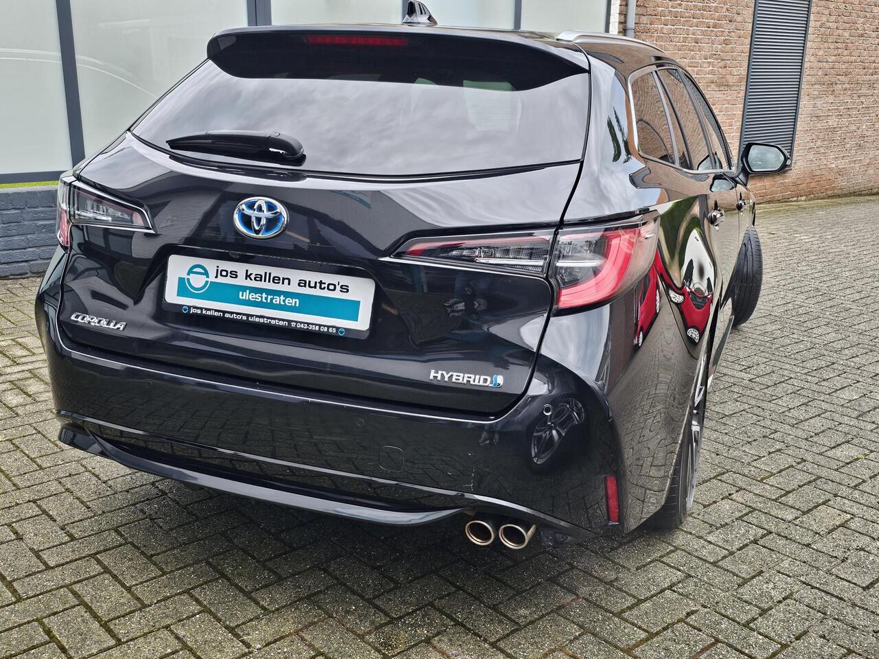 Toyota COROLLA Touring Sports 2.0 Hybrid Executive JBL GR Style, Camera, Dodehoek, Schaalstoelen, 18", Afn. Trekhaak, Vol!