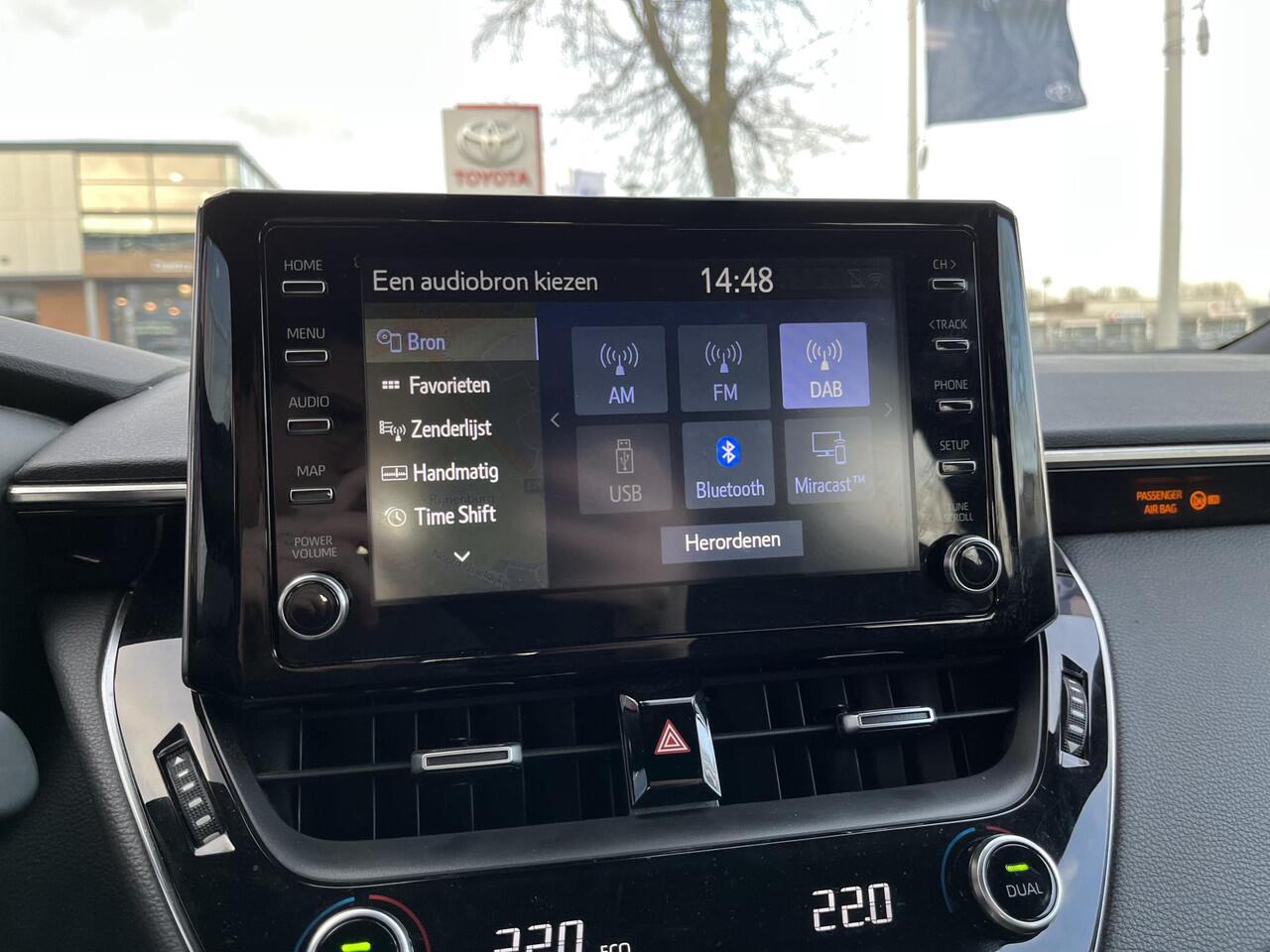 Toyota COROLLA Touring Sports 1.2 Turbo Active | Full Map Navigatie | Trekhaak (1.300kg trekgewicht) | Origineel NL | 1e eigenaar