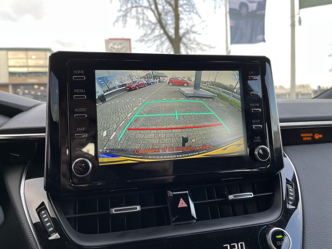 Toyota COROLLA Touring Sports 1.2 Turbo Active | Full Map Navigatie | Trekhaak (1.300kg trekgewicht) | Origineel NL | 1e eigenaar