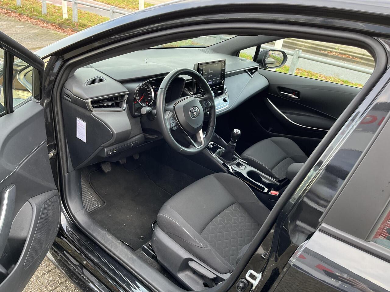 Toyota COROLLA Touring Sports 1.2 Turbo Active | Full Map Navigatie | Trekhaak (1.300kg trekgewicht) | Origineel NL | 1e eigenaar