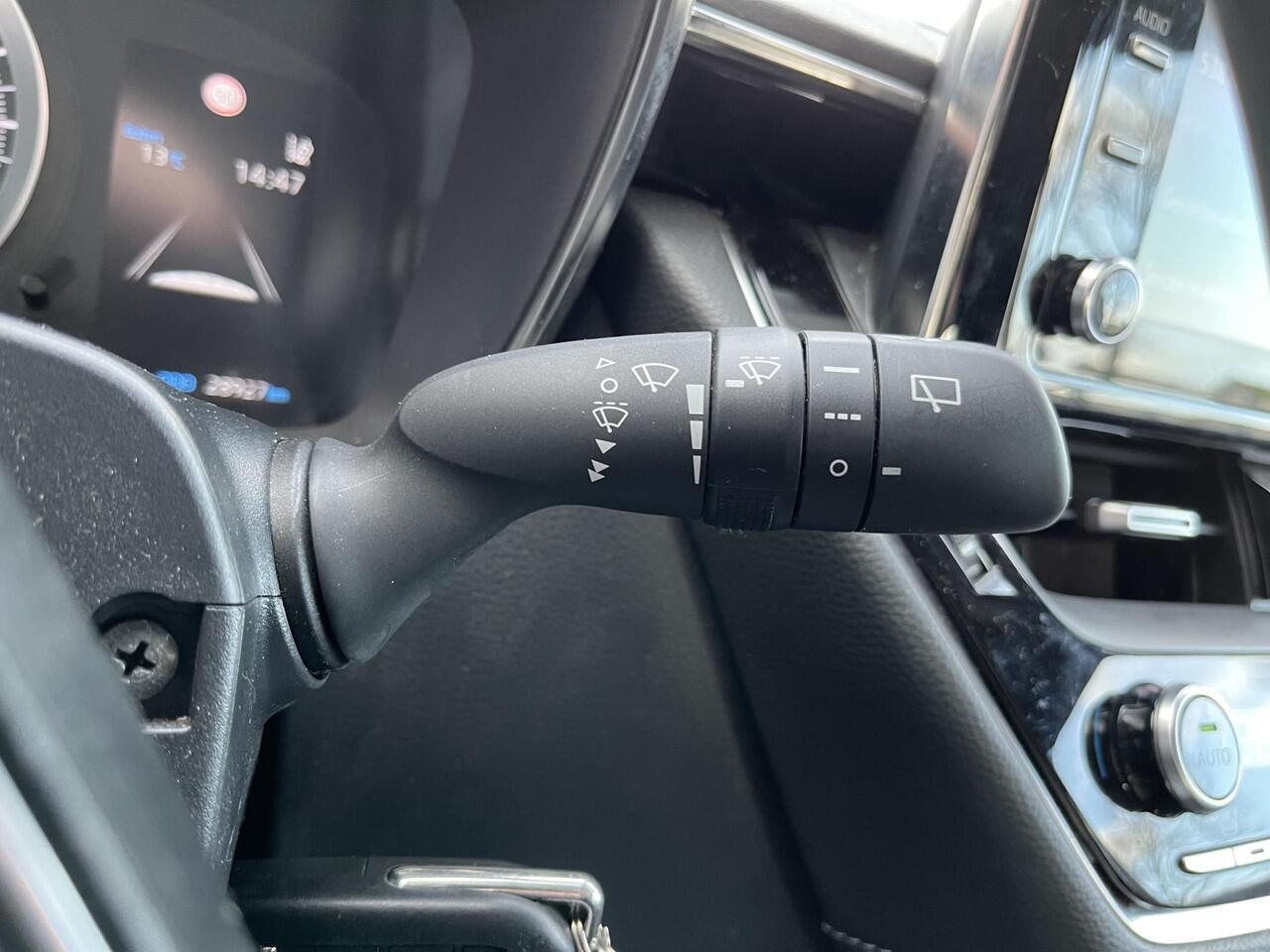 Toyota COROLLA Touring Sports 1.2 Turbo Active | Full Map Navigatie | Trekhaak (1.300kg trekgewicht) | Origineel NL | 1e eigenaar