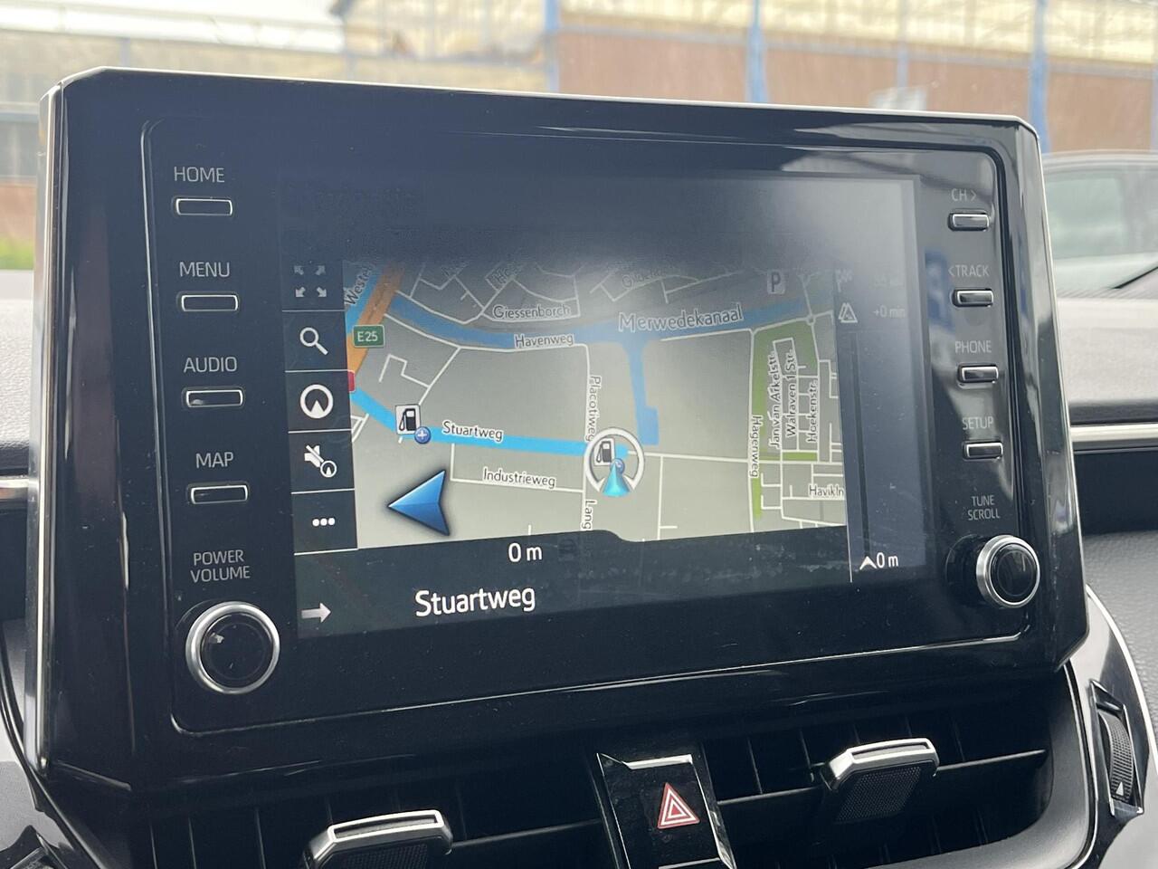 Toyota COROLLA Touring Sports 1.2 Turbo Active Nieuw geleverd, Navigatie, Trekhaak, 1300kg trekgewicht, Apple CarPlay & Android auto, Adaptieve cruise control, Achteruitrijcamera