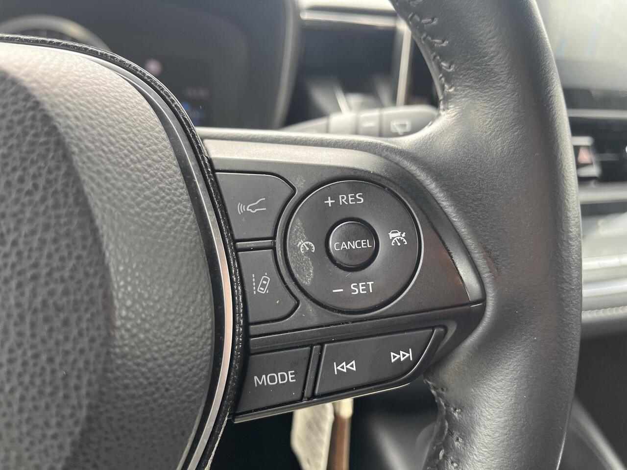 Toyota COROLLA Touring Sports 1.2 Turbo Active Nieuw geleverd, Navigatie, Trekhaak, 1300kg trekgewicht, Apple CarPlay & Android auto, Adaptieve cruise control, Achteruitrijcamera