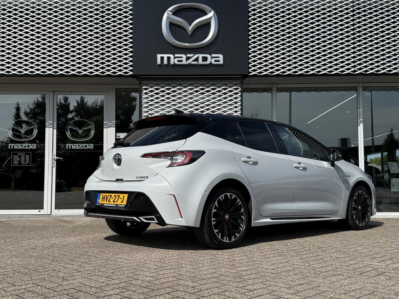 Toyota COROLLA 2.0 Hybrid GR-Sport | 10 JAAR GARANTIE! | CAMERA | CARPLAY | KEYLESS |