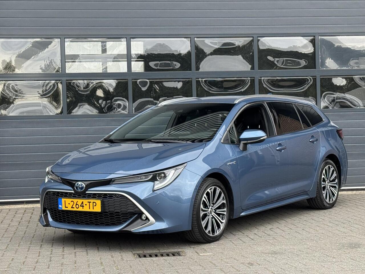 Toyota COROLLA TOURING SPORTS 1.8 HYBRID EXECUTIVE I AUTOMAAT I ADAPTIVE CRUISE CONTROL I ALCANTARA BEKLEDING I APPLE CARPLAY