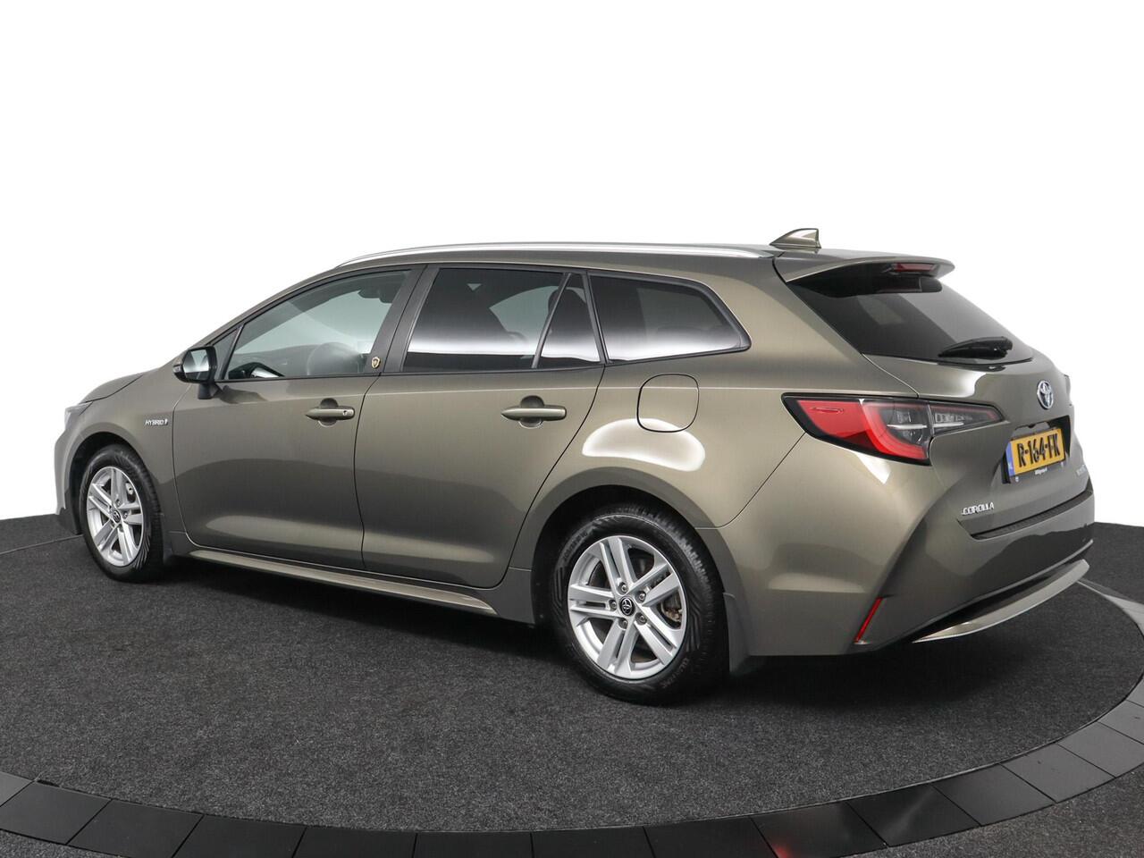 Toyota COROLLA Touring Sports 1.8 Hybrid Dynamic Limited | Apple Carplay/Android Auto | Elektrische Achterklep | Stoel/Stuurverwarming | head-up display |