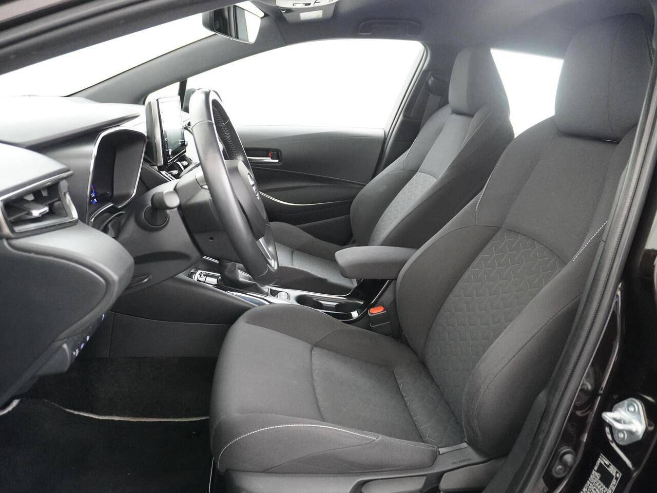 Toyota COROLLA Touring Sports 1.8 Hybrid Active Trekhaak