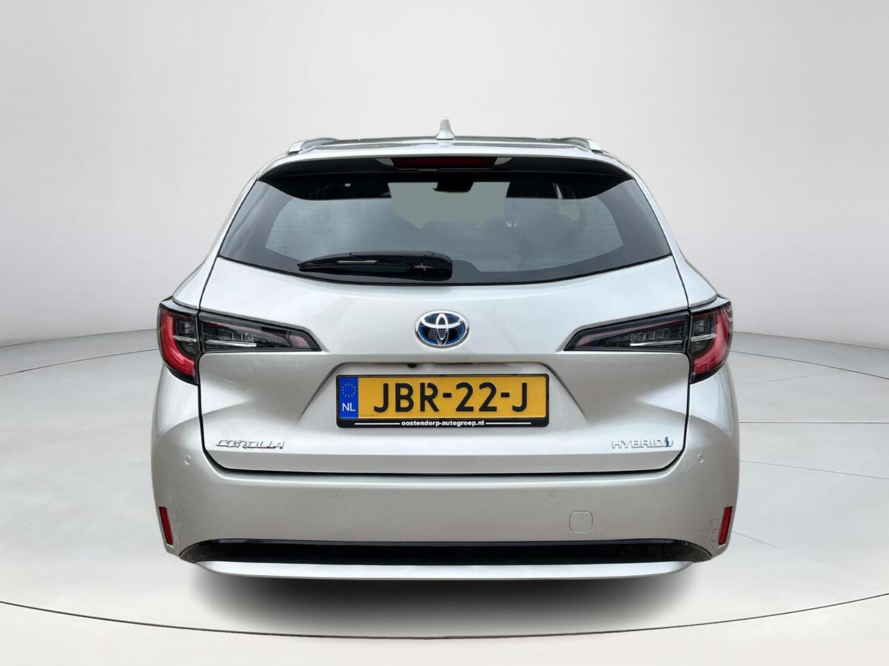 Toyota COROLLA Touring Sports 1.8 Hybrid Active | Parkeersensoren | Stoelverwarming | Navigatiesysteem |