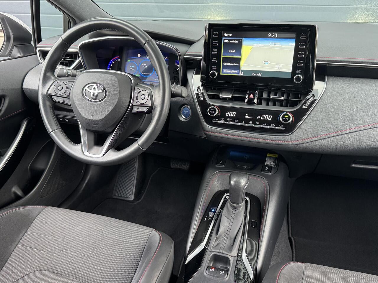 Toyota COROLLA TOURING SPORTS 2.0 HYBRID EXECUTIVE I DEALER ONDERHOUDEN I ADAPT. CRUISE CONTROL I APPLE CARPLAY I AUTOMAAT