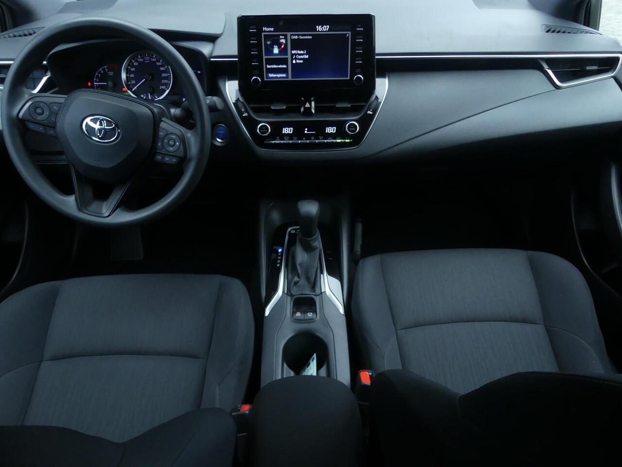 Toyota COROLLA 1.8 Hybrid Comfort 1ste Eigenaar, Vol. dealer o.h., Apple Carpl/Andr Auto, Cruise Control, Climate Control