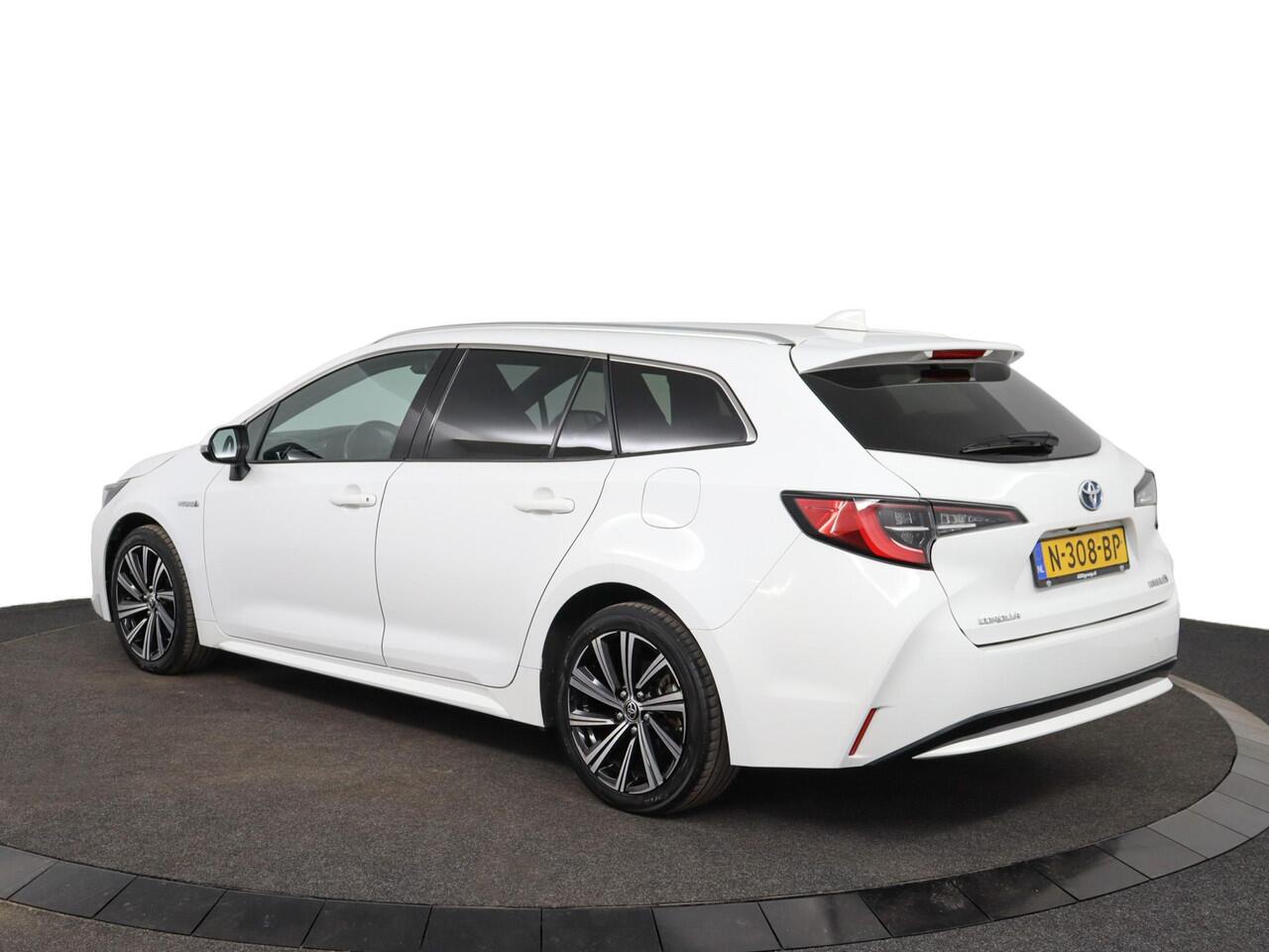 Toyota COROLLA Touring Sports 1.8 Hybrid TeamNL