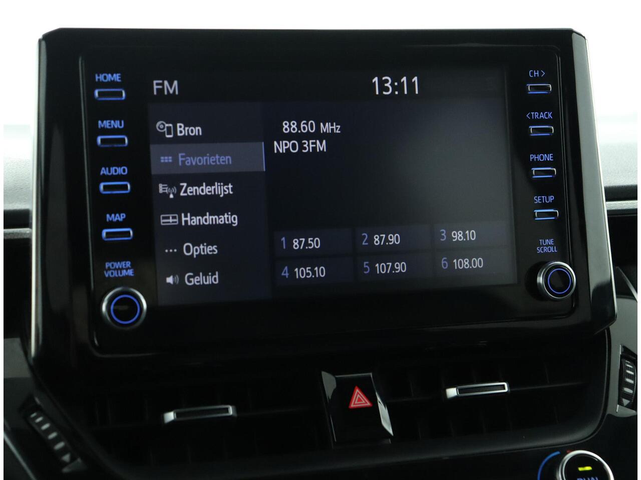 Toyota COROLLA Touring Sports 1.8 Hybrid TeamNL