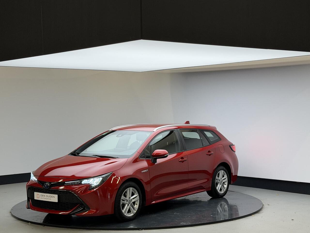 Toyota COROLLA Touring Sports 1.8 Hybrid Business Apple Carplay | Trekhaak | Dealeronderhouden| 1e eigenaar