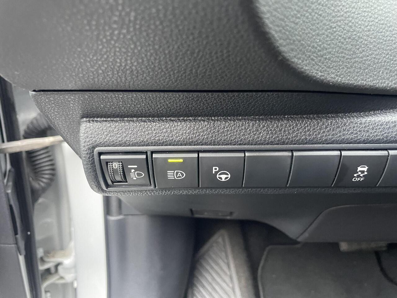 Toyota COROLLA 1.8 Hybrid GR-Sport | Org NL | 49.000 KM |