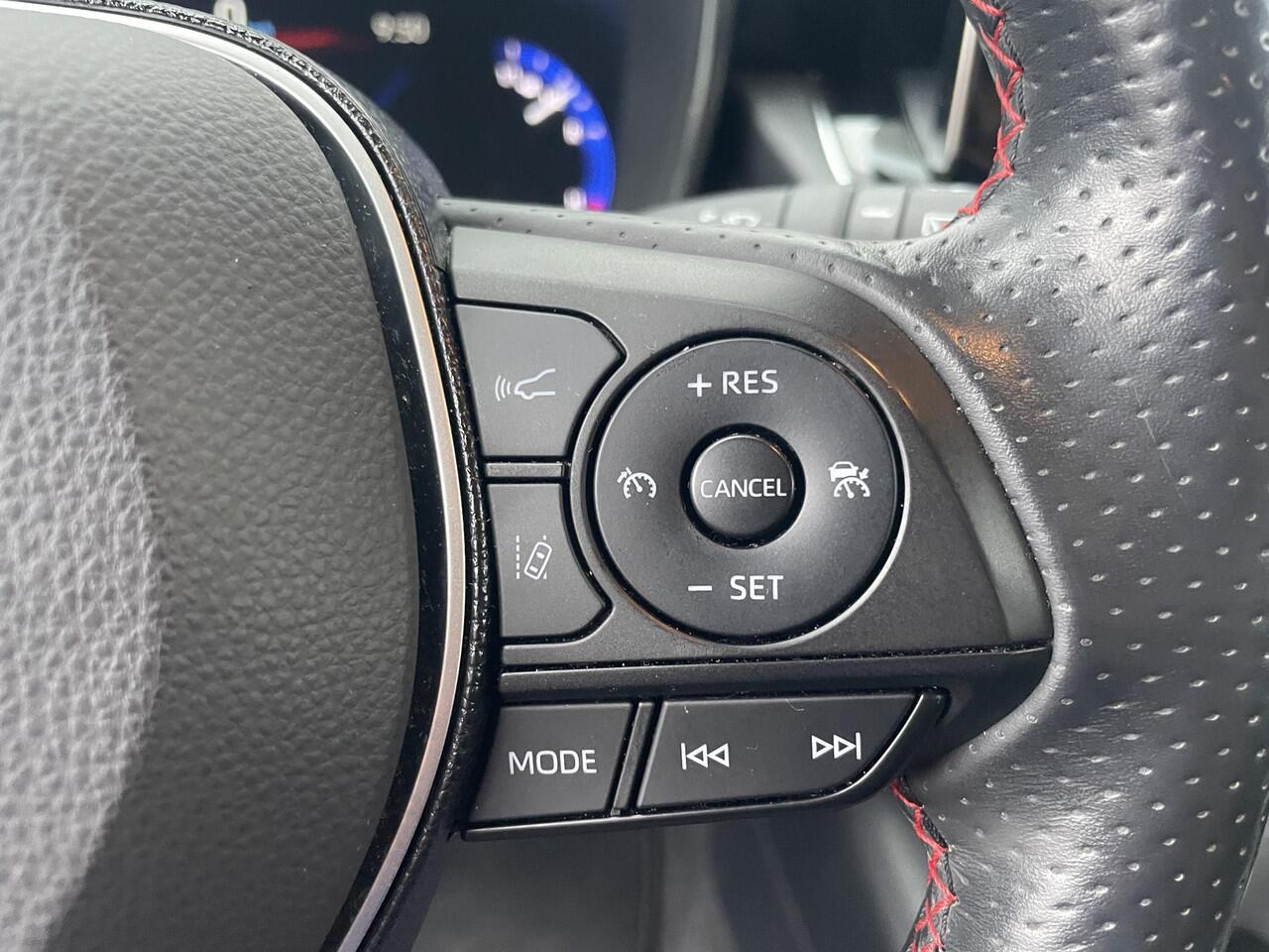 Toyota COROLLA 1.8 Hybrid GR-Sport | Org NL | 49.000 KM |