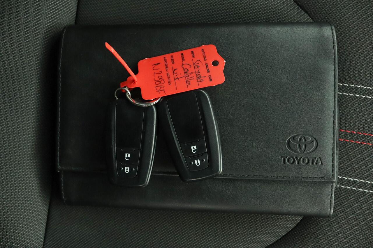 Toyota COROLLA Touring Sports 1.8 Hybrid GR-Sport | Airco | Adaptive Cruise Control | Achteruitrijcamera |