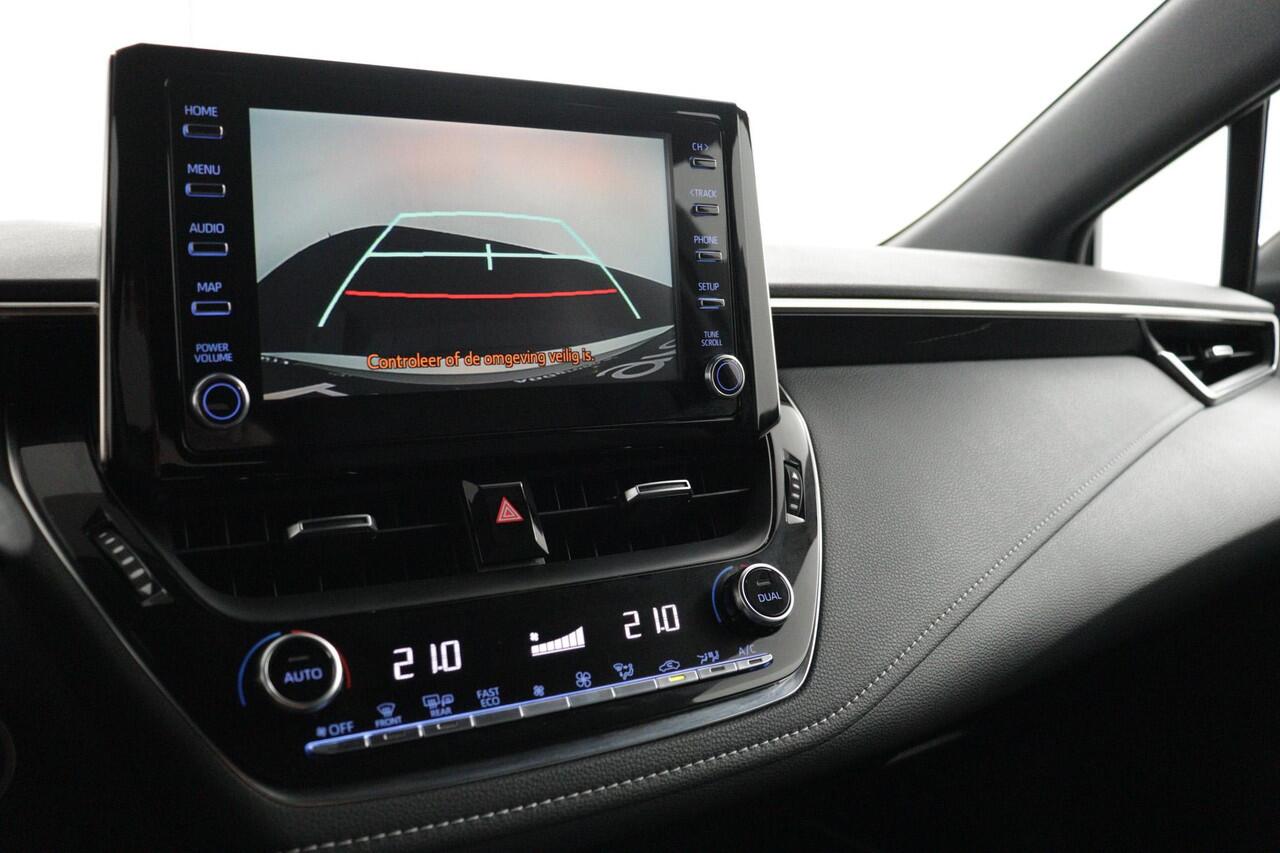 Toyota COROLLA Touring Sports 1.8 Hybrid Style | Apple Carplay/Android Auto | Stoel/Stuurverwarming | Parkeercamera | Navigatie |
