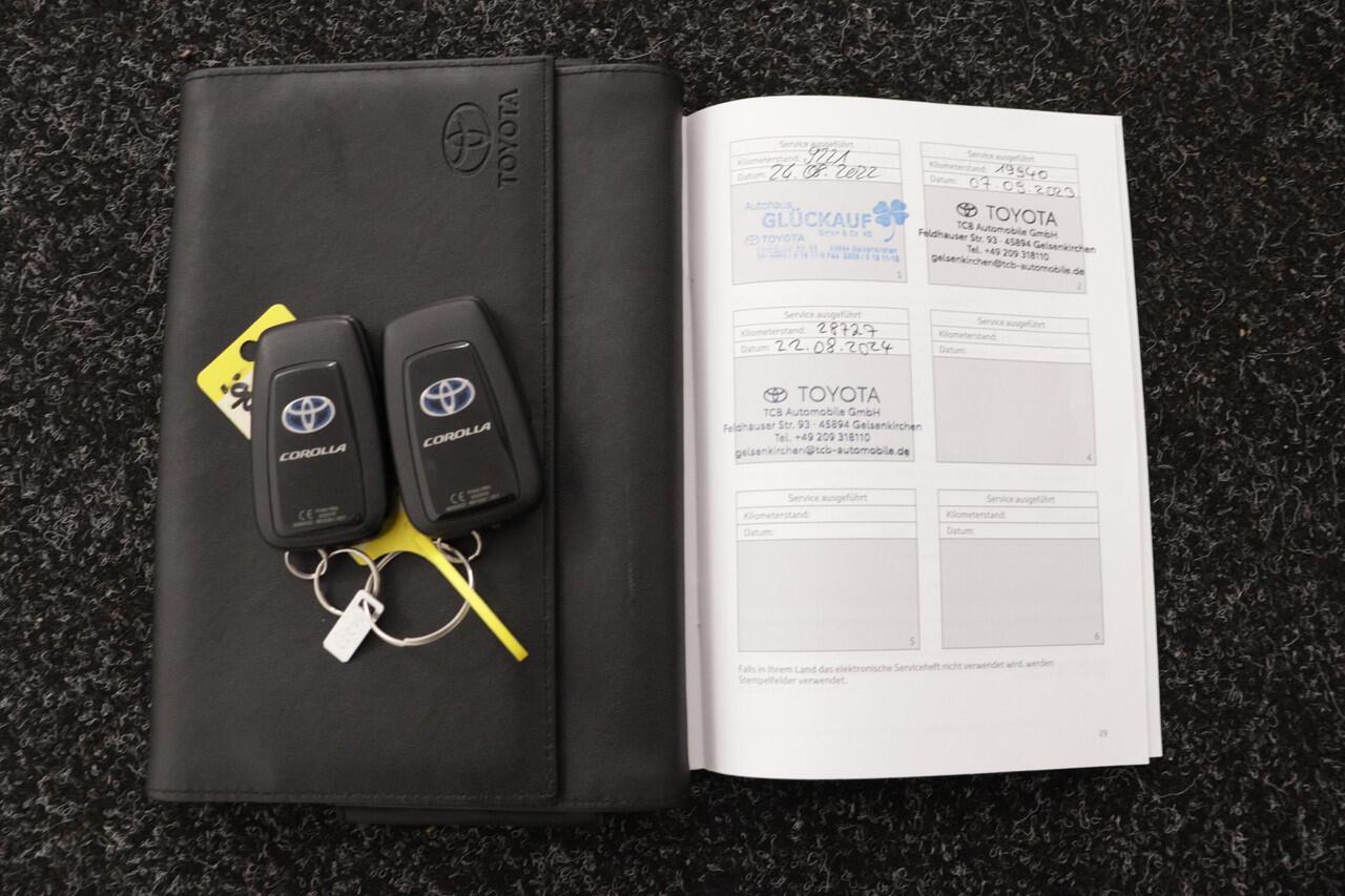 Toyota COROLLA Touring Sports 1.8 Hybrid Style | Apple Carplay/Android Auto | Stoel/Stuurverwarming | Parkeercamera | Navigatie |