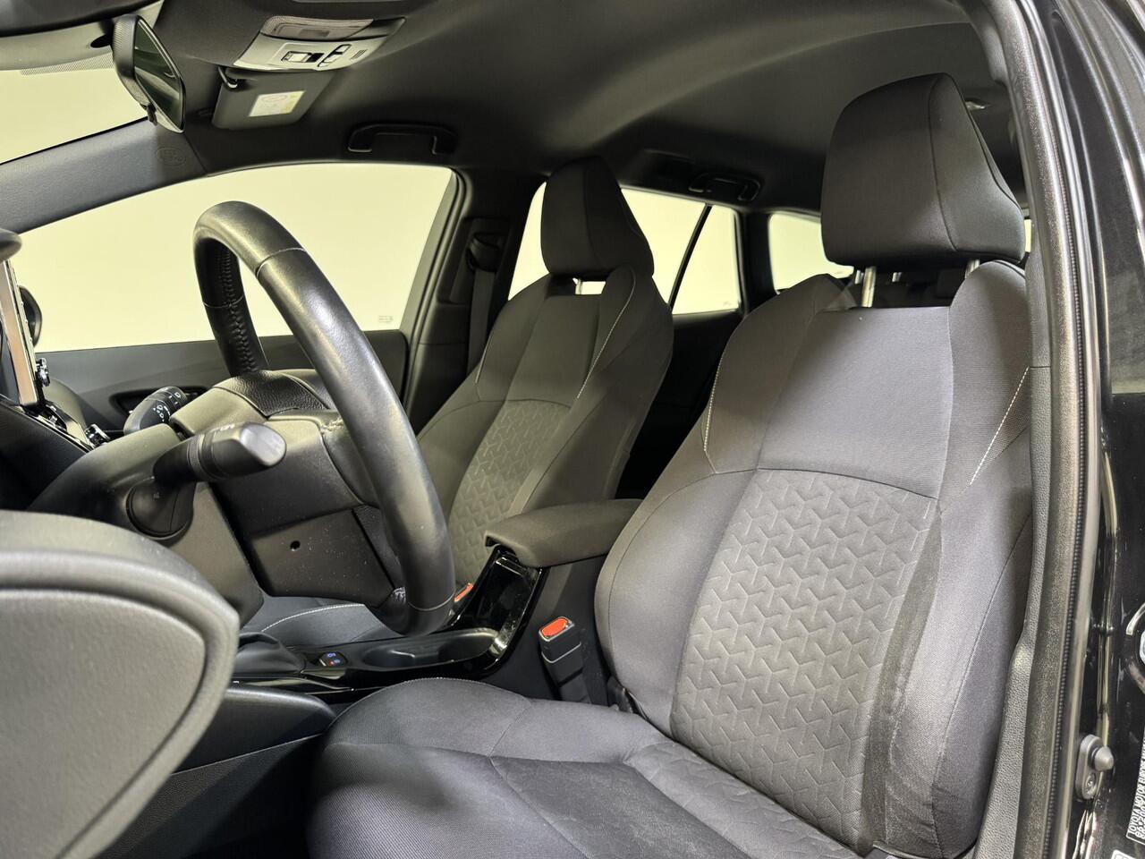 Toyota COROLLA Touring Sports 1.8 Hybrid Active | Trekhaak | LED |