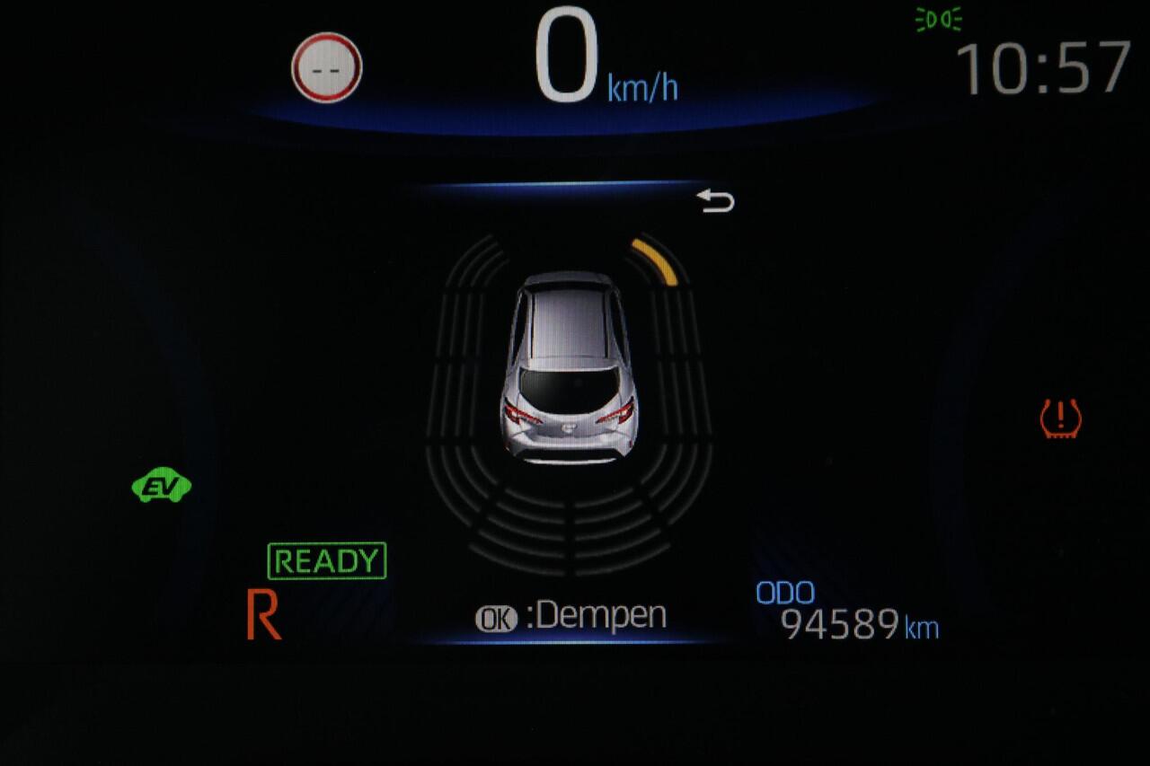 Toyota COROLLA 1.8 Hybrid Executive Bi-Tone Limited, Leder, Parkeersensoren, 18 inch LM velgen!