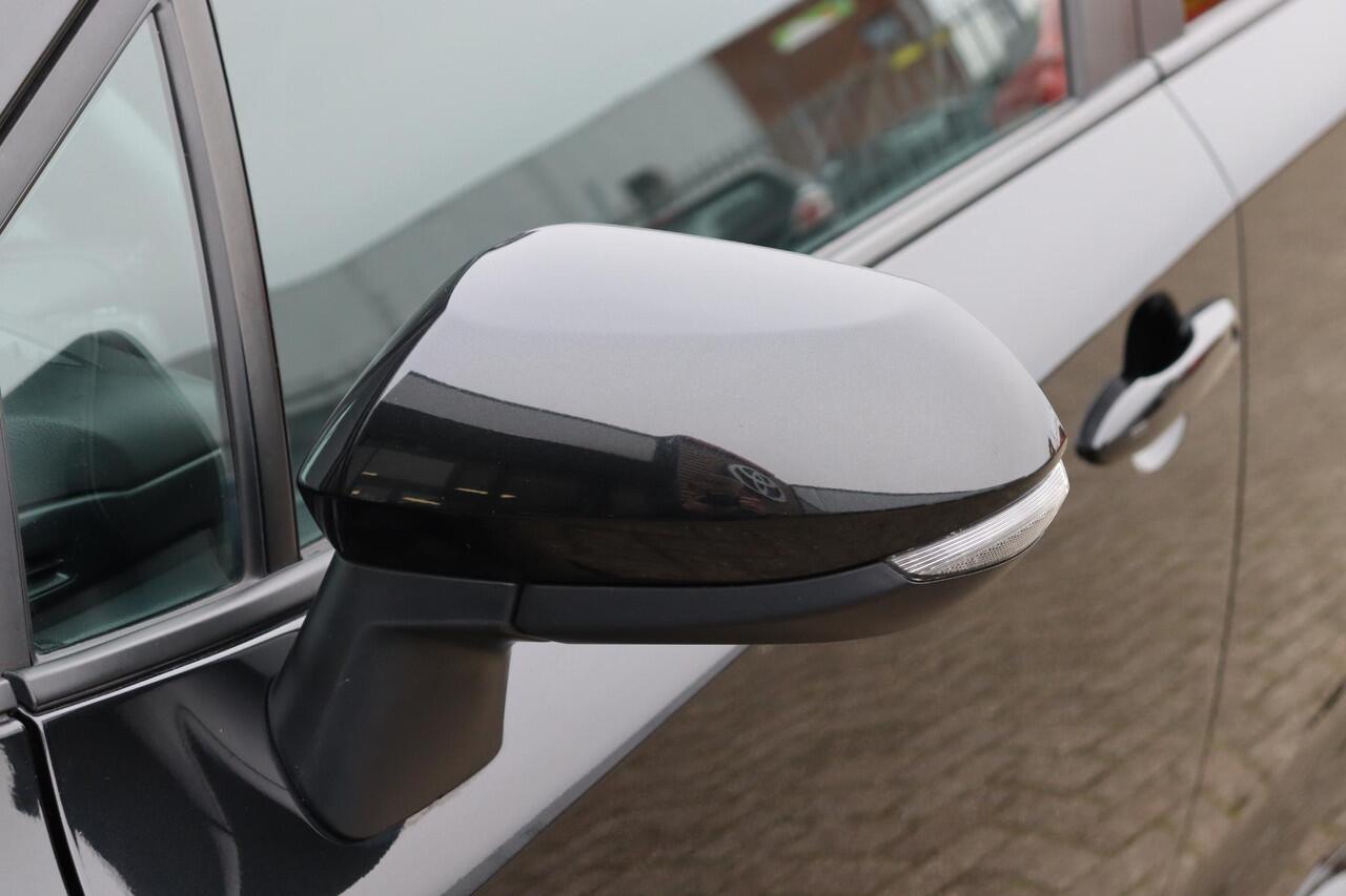 Toyota COROLLA Touring Sports 1.8 Hybrid Business , Stuur- en stoelverwarming, Elektrische achterklep