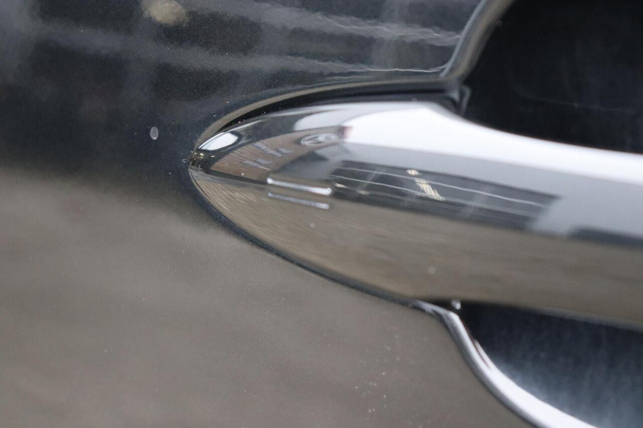 Toyota COROLLA Touring Sports 1.8 Hybrid Business , Stuur- en stoelverwarming, Elektrische achterklep