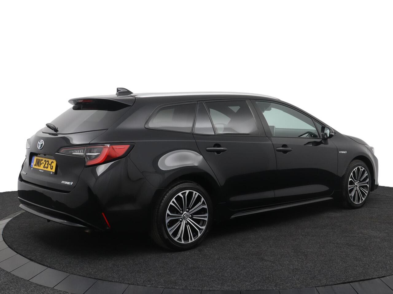Toyota COROLLA Touring Sports 1.8 Hybrid | stuur en stoelverwarming | Electrische achterklep | Keyless |