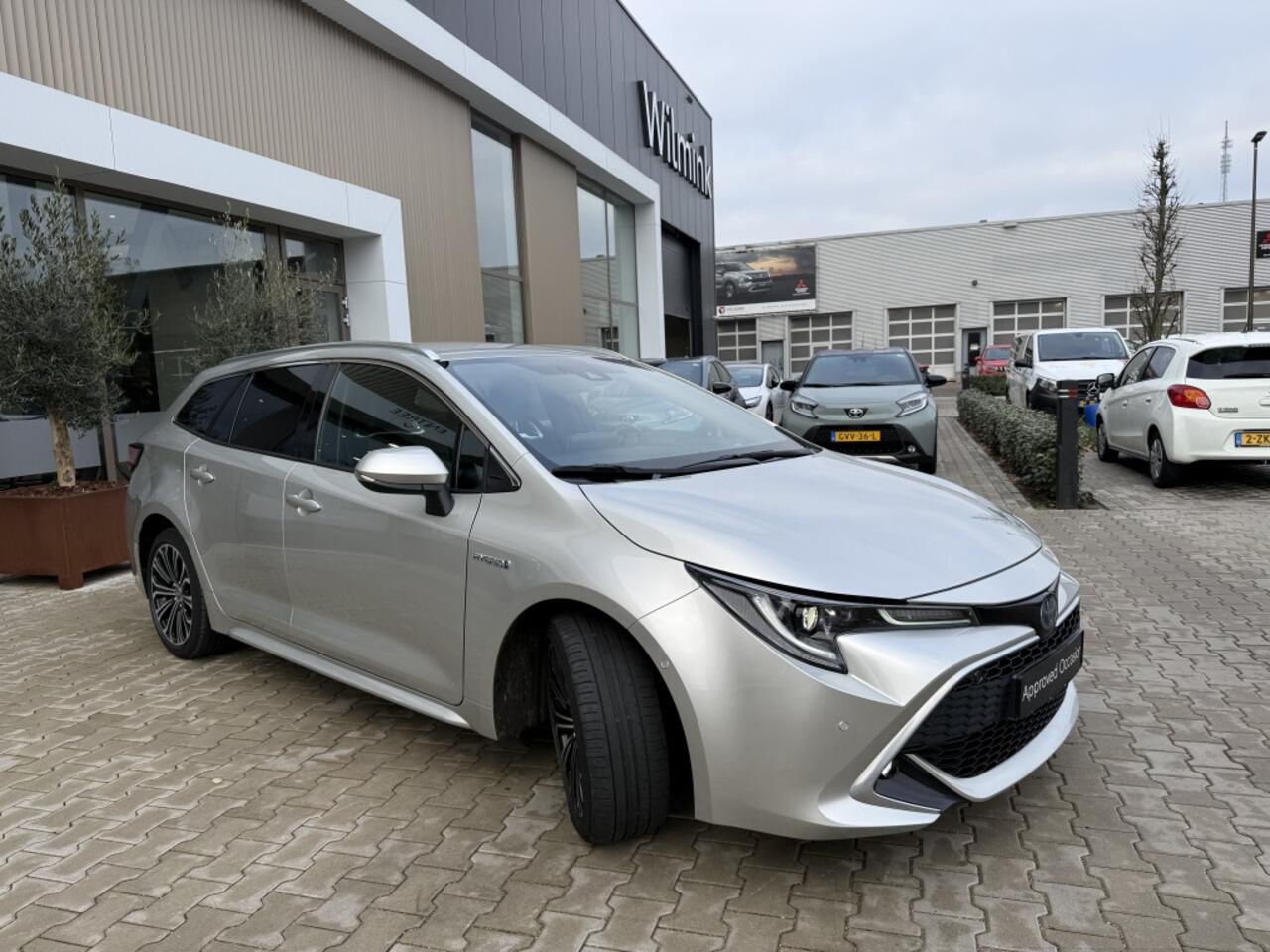 Toyota COROLLA Touring Sports 1.8 Hybrid Executive Edition | Blindspot | Parkeersensoren V+A