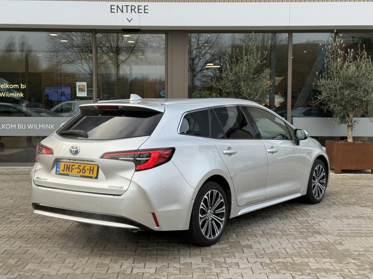 Toyota COROLLA Touring Sports 1.8 Hybrid Executive Edition | Blindspot | Parkeersensoren V+A