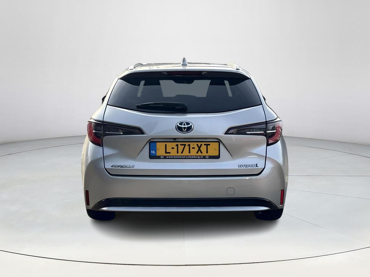 Toyota COROLLA Touring Sports 1.8 Hybrid Dynamic TeamNL **STOELVERWARMING/ KEYLESS/ ADAPTIEF CRUISE CONTROL**