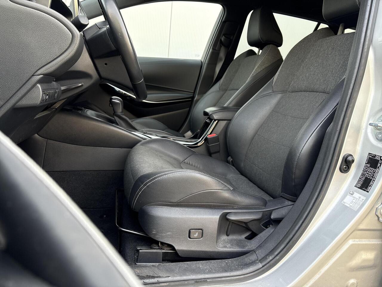 Toyota COROLLA Touring Sports 1.8 Hybrid Dynamic TeamNL **STOELVERWARMING/ KEYLESS/ ADAPTIEF CRUISE CONTROL**