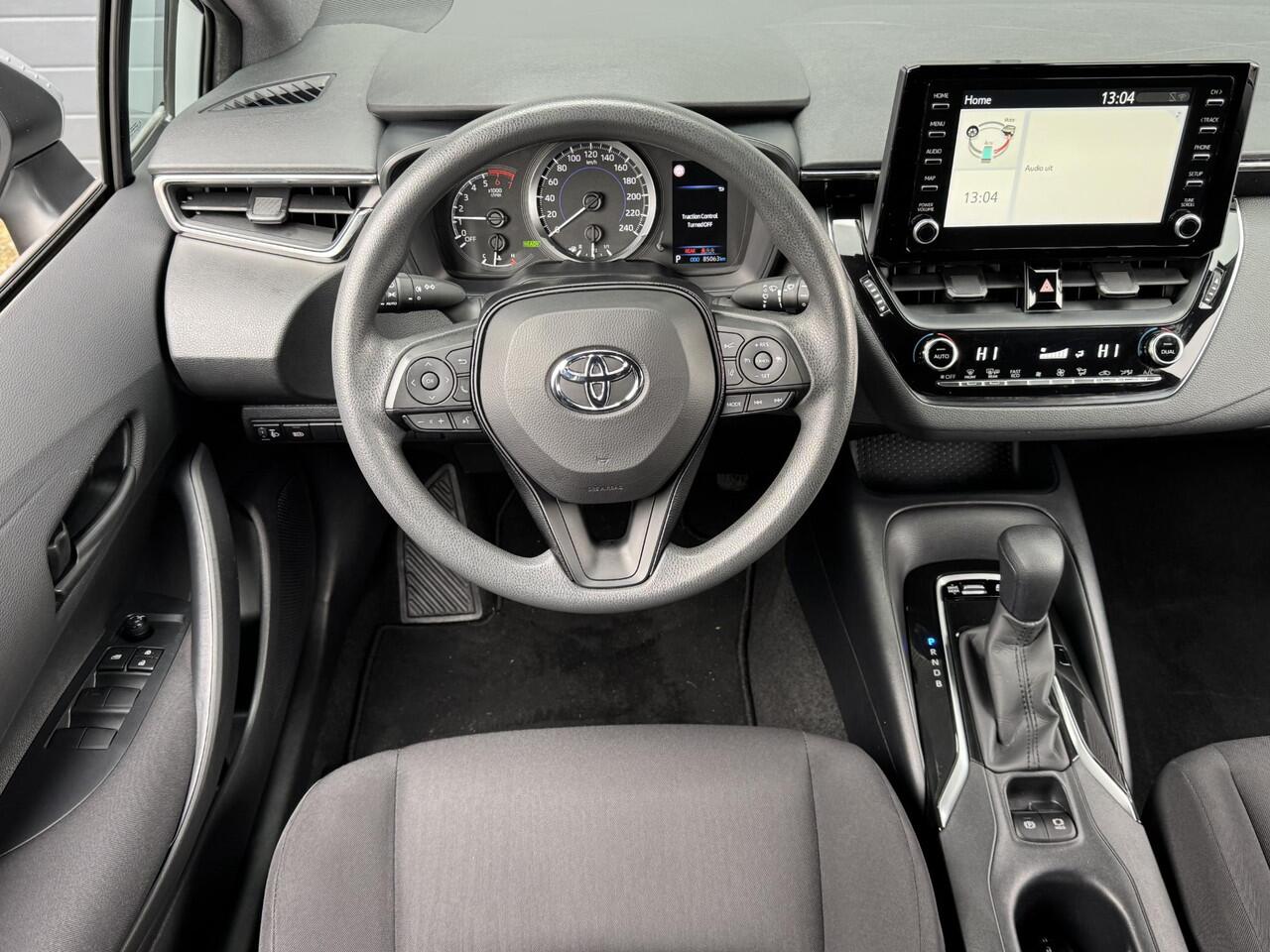 Toyota COROLLA TOURING SPORTS 1.8 HYBRID COMFORT I AUTOMAAT I TREKHAAK I ADAPTIVE CRUISE I APPLE CARPLAY