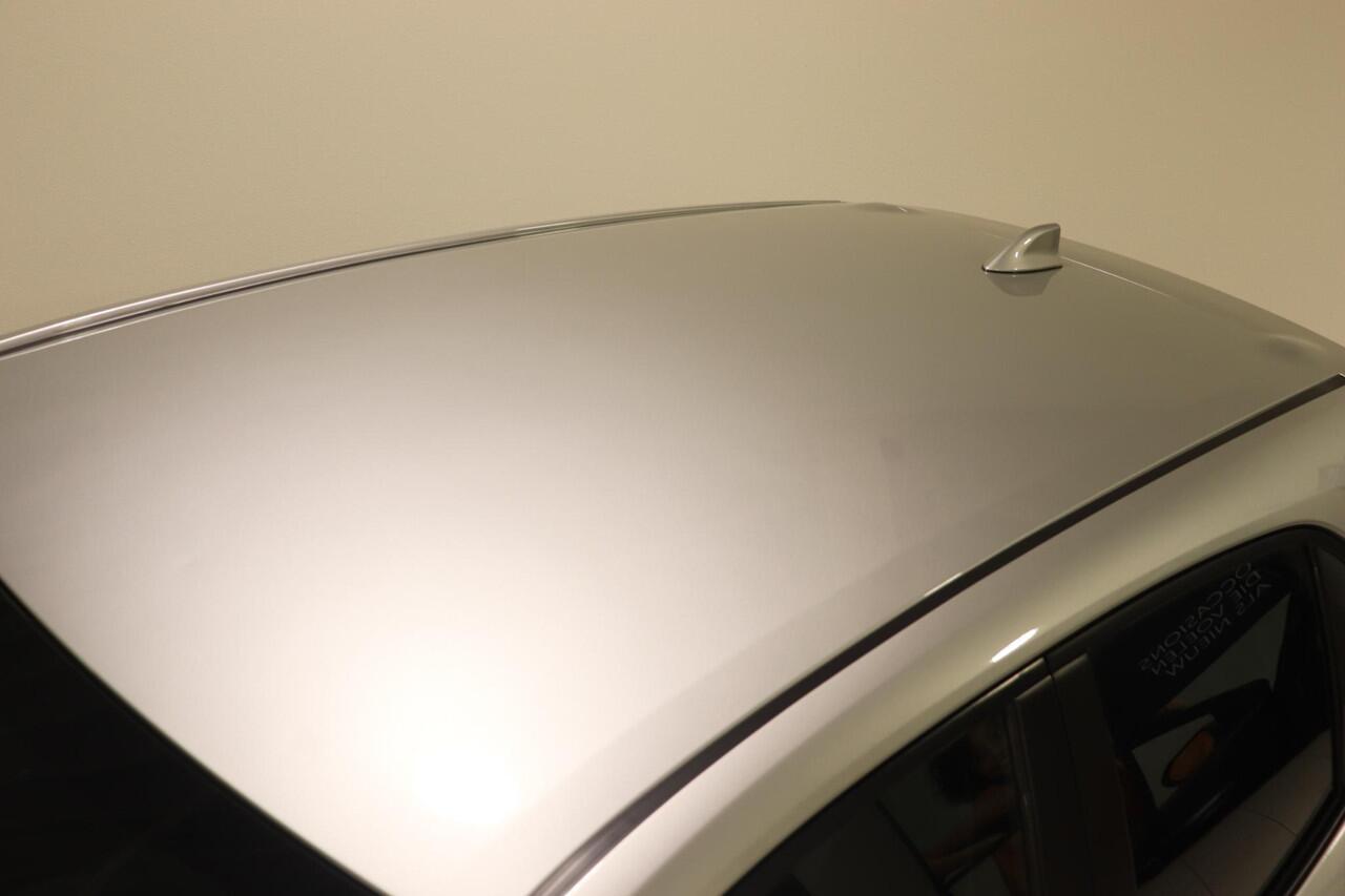 Toyota COROLLA 1.8 Hybrid Dynamic Limited, All-season, Apple Carplay / Android auto, Stuur & Stoel verwarming, Camera!