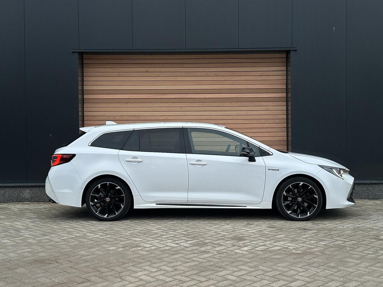 Toyota COROLLA Touring Sports 2.0 Hybrid Business GR-Sport HUD|JBL|STOELVERWARMING