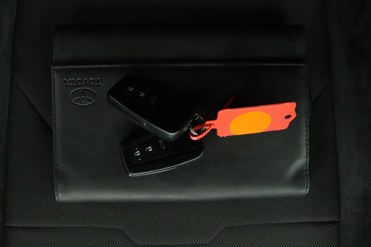 Toyota COROLLA Touring Sports 2.0 Hybrid Executive | Adaptive Cruise Control | Navigatie | Open dak | Apple Carplay | Android auto |