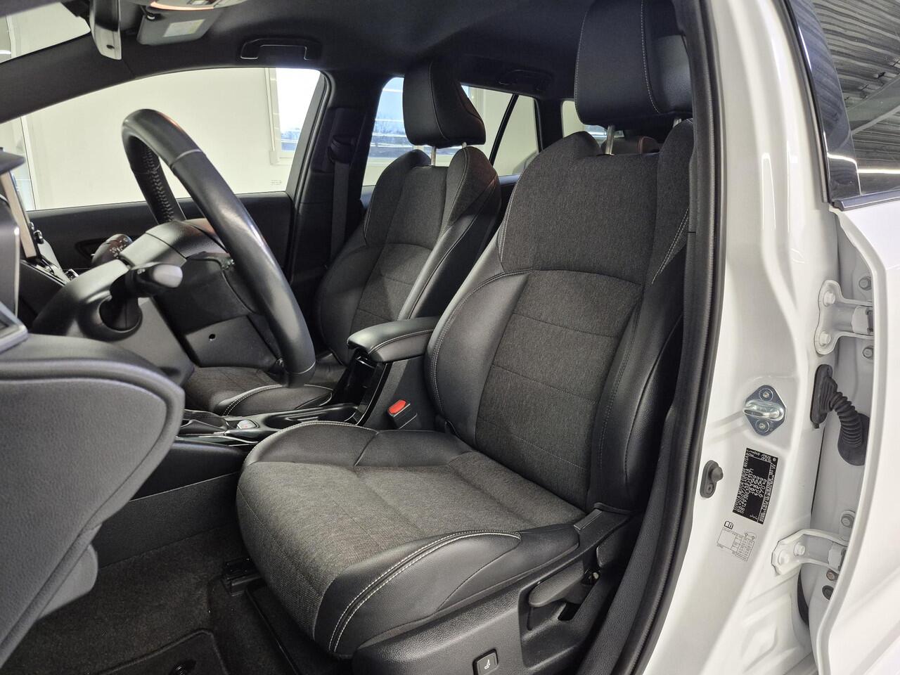 Toyota COROLLA Touring Sports 1.8 Hybrid Business Plus | Half-leder | Carplay | Keyless |