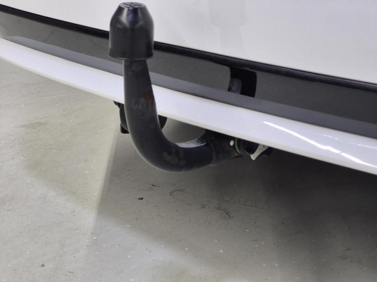 Toyota COROLLA Touring Sports 1.8 Hybrid Business Plus | Half-leder | Carplay | Keyless |