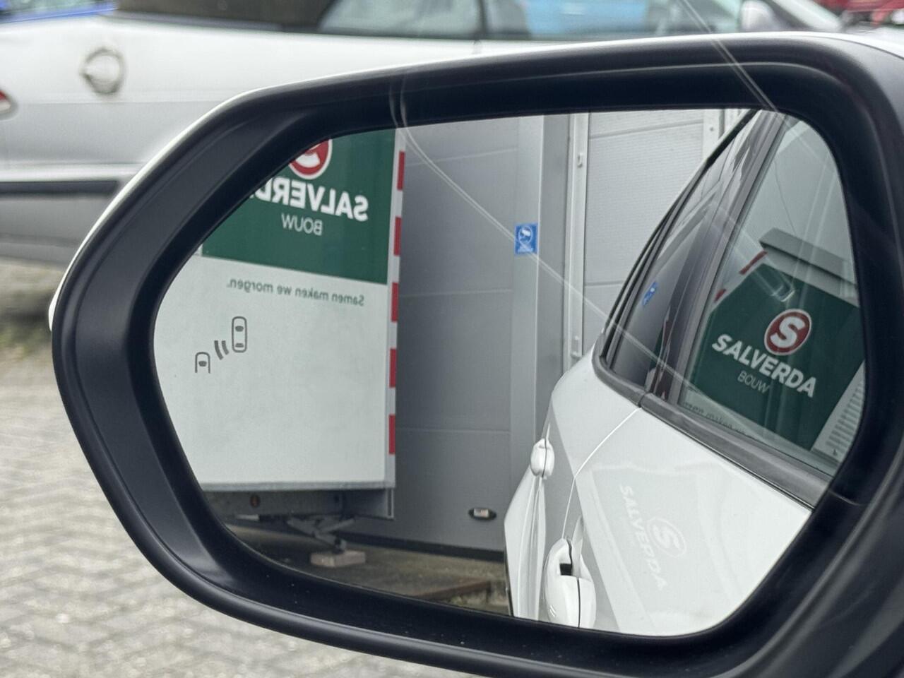 Toyota COROLLA Touring Sports 1.8 Hybrid Executive