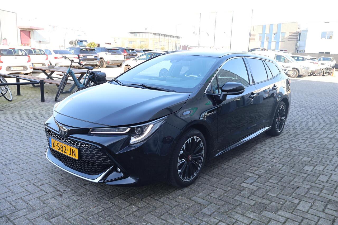 Toyota COROLLA Touring Sports 2.0 Hybrid GR-Sport 1e Eigenaar | Volledig Onderh | NL-Auto | BTW | Camera | Stoelverwarming | ACC | Carplay | Bots | Full LED | Keyless | LMV | PDC