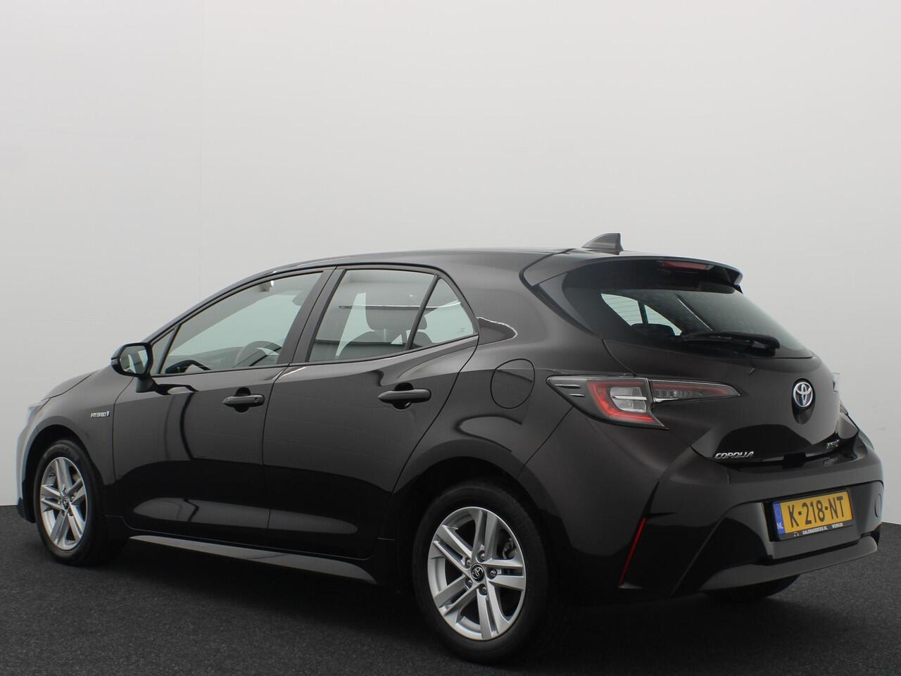 Toyota COROLLA 1.8 Hybrid Active CAMERA / CARPLAY / FULL LED / CLIMA / BLUETOOTH / ACC / NL-AUTO
